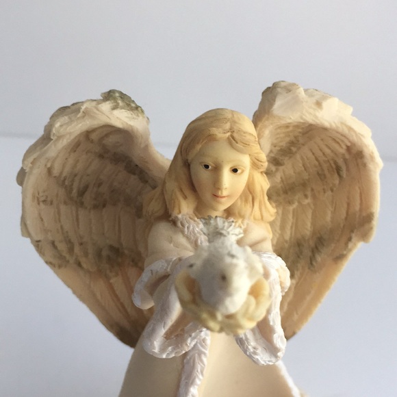 YANKEE CANDLE | Angel Tea Light Holder - Picture 6 of 10